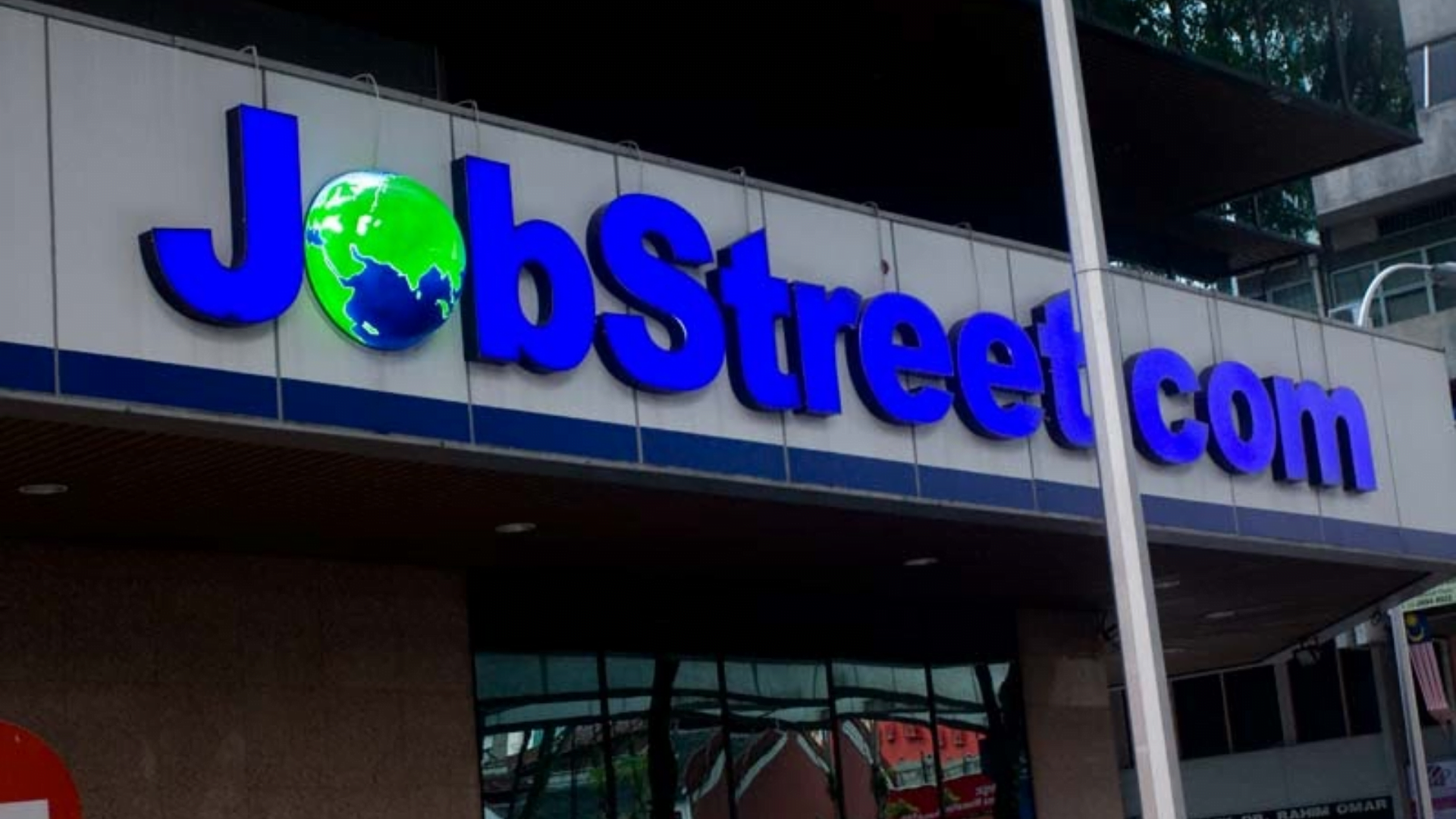 Cara Promosi di Jobstreet Bagi Fresh Graduate