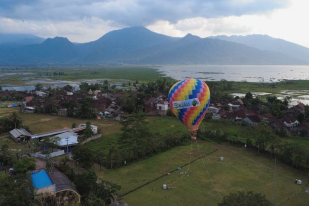 Saloka Theme Park: Sensasi Baru! Naik Balon Udara, Lihat Pemandangan!