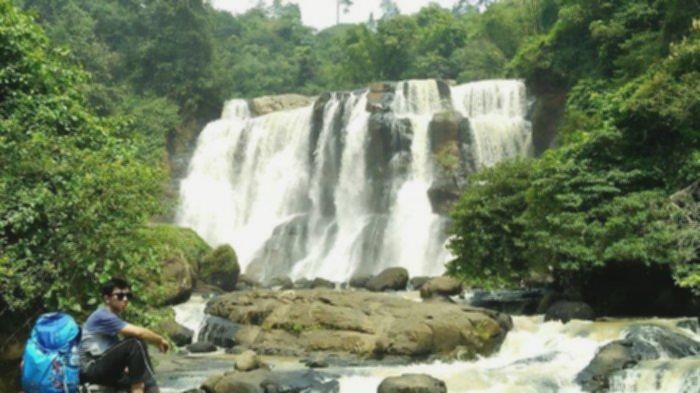 Curug Malela: 5 Air Terjun Bandung Terindah untuk Liburanmu!